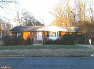 3801 Kendale Rd, Annandale, VA 22003