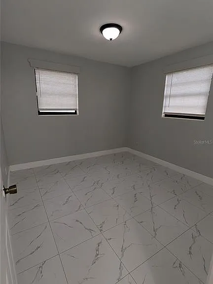 1044 Cypress Ln — Photo 6