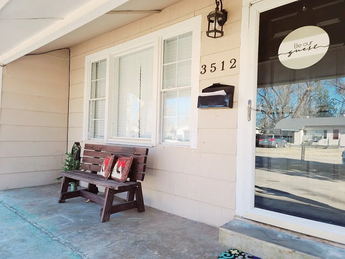 3 bed, 2.0 bath, 1092 sqft, $1,275 — Photo 3