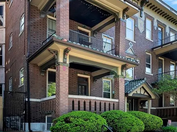3548 Victor St APT 2W, Saint Louis, MO 63104