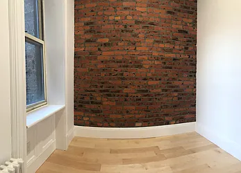 Rented by LJ Sloane Management