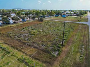 5 Austin St E, Matagorda, TX 77457
