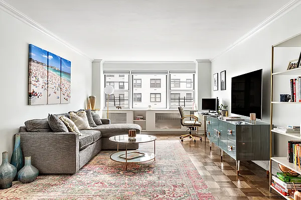 Sold by Compass | media 2