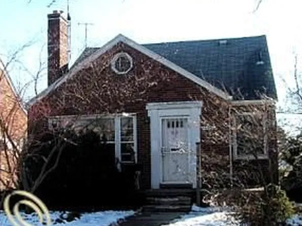 16800 Edmore Dr, Detroit, MI 48205