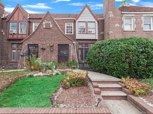 173-17 Sayers Avenue, Addisleigh Park, NY 11433