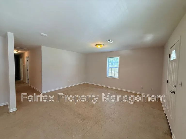 1116 Walnut St — Photo 4
