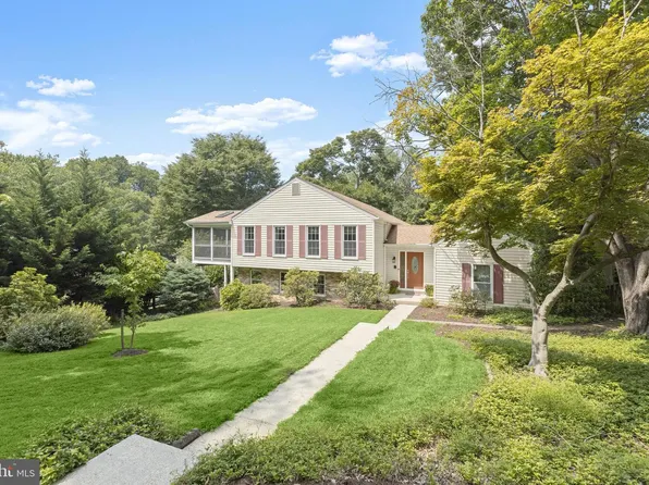 5285 Corncockle Ct, Columbia, MD 21045