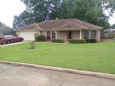 412 Phillips Cir, Wake Village, TX, 75501