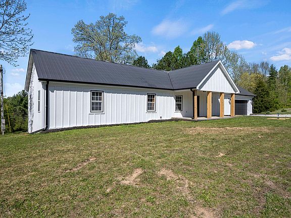 1598 Sandy Ridge Rd, Campton, KY 41301 | MLS #24007855 | Zillow