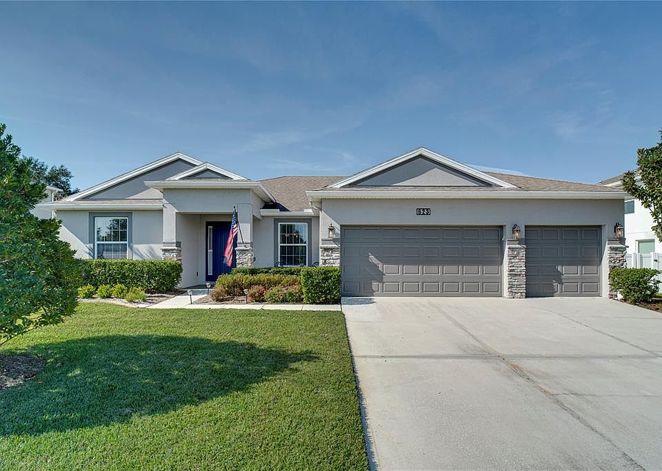 1st image of 623 LAKE COVE POINTE CIRCLE