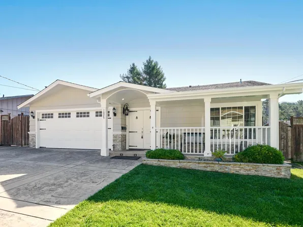 1025 Banyan Way, Pacifica, CA 94044