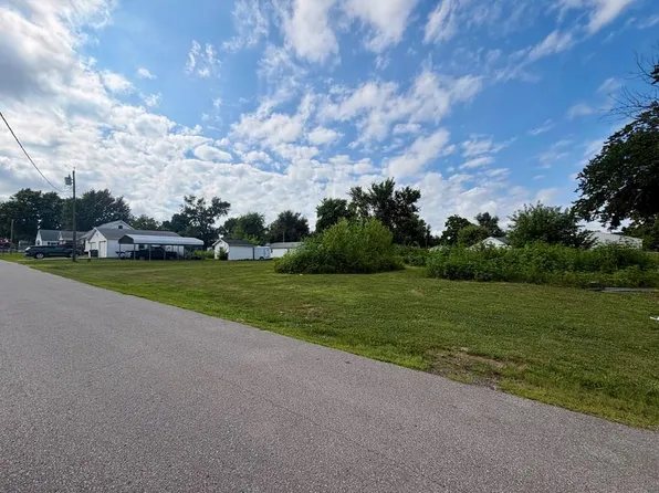 1102 W George St, Kirksville, MO 63501