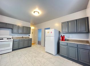 648 18th Ave #1B, Irvington, NJ 07111