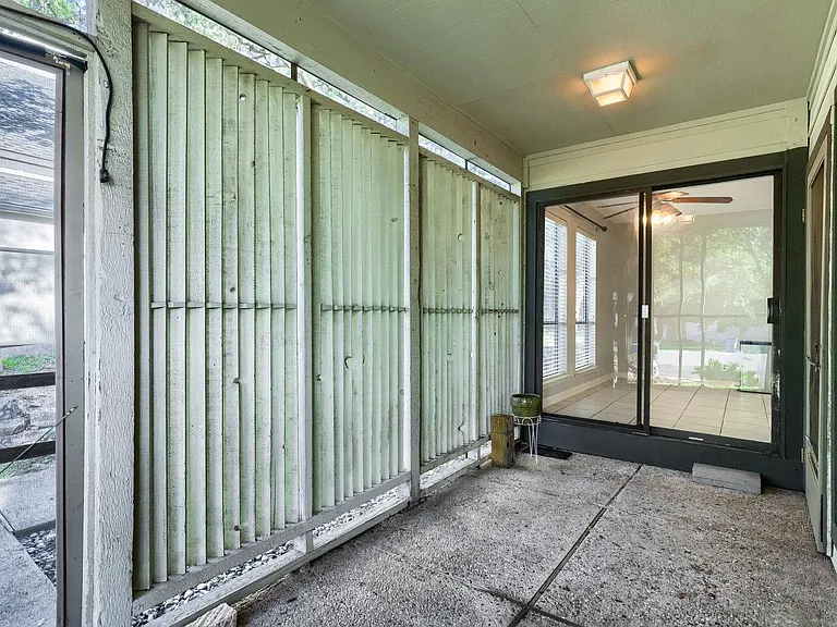 11 Casa Verde — Photo 30