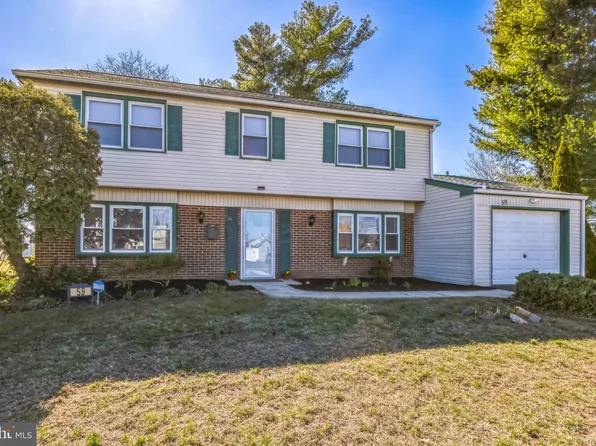 59 Manor Ln, Willingboro, NJ 08046