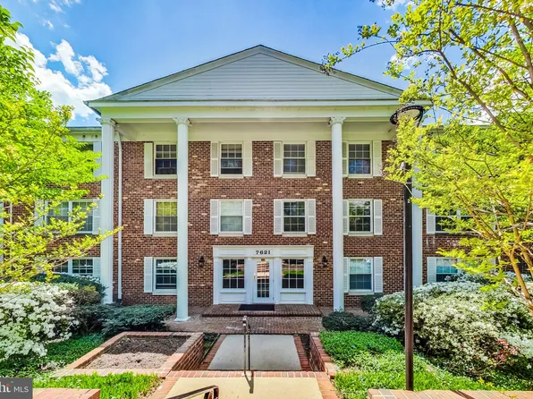 7621 Provincial Dr APT 306, Mc Lean, VA 22102
