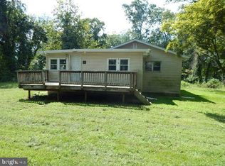 10 Maple Ln, Hainesport, NJ