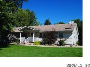 13132 Fessler Rd, Dow, IL 62022