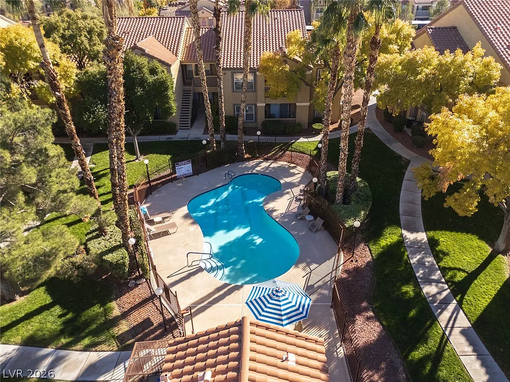 1 bed, 1.0 bath, 705 sqft, $1,125 — Photo 3