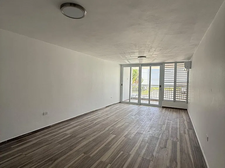 C4 Avenida Arbolote 1 #C4 — Photo 8