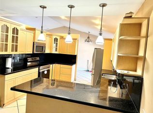 12250 SW 2nd St, Miami, FL 33184