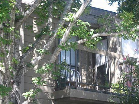 3rd image of 10047 Westpark Dr APT 80