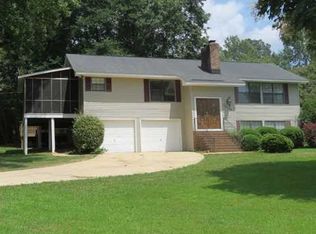 15183 W Winds Dr, Northport, AL 35475