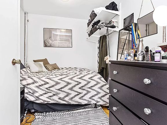 5th image of 412 E 11th St APT 5F