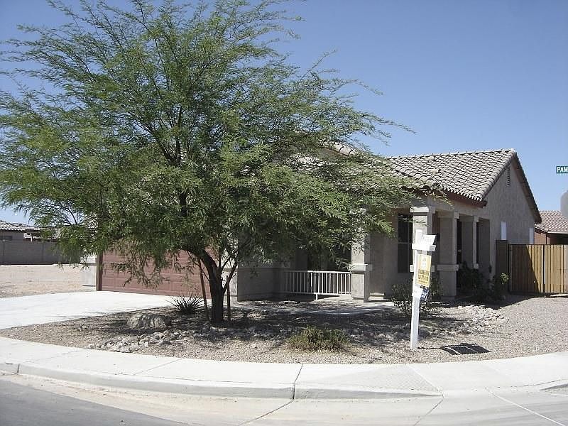 1st image of 36496 W Pampoloma Ave