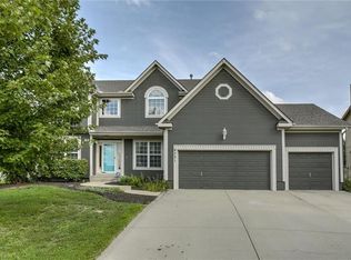 9731 Marion St, Lenexa, KS 66220