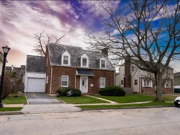 82 Harriman Avenue, Hempstead, NY 11550