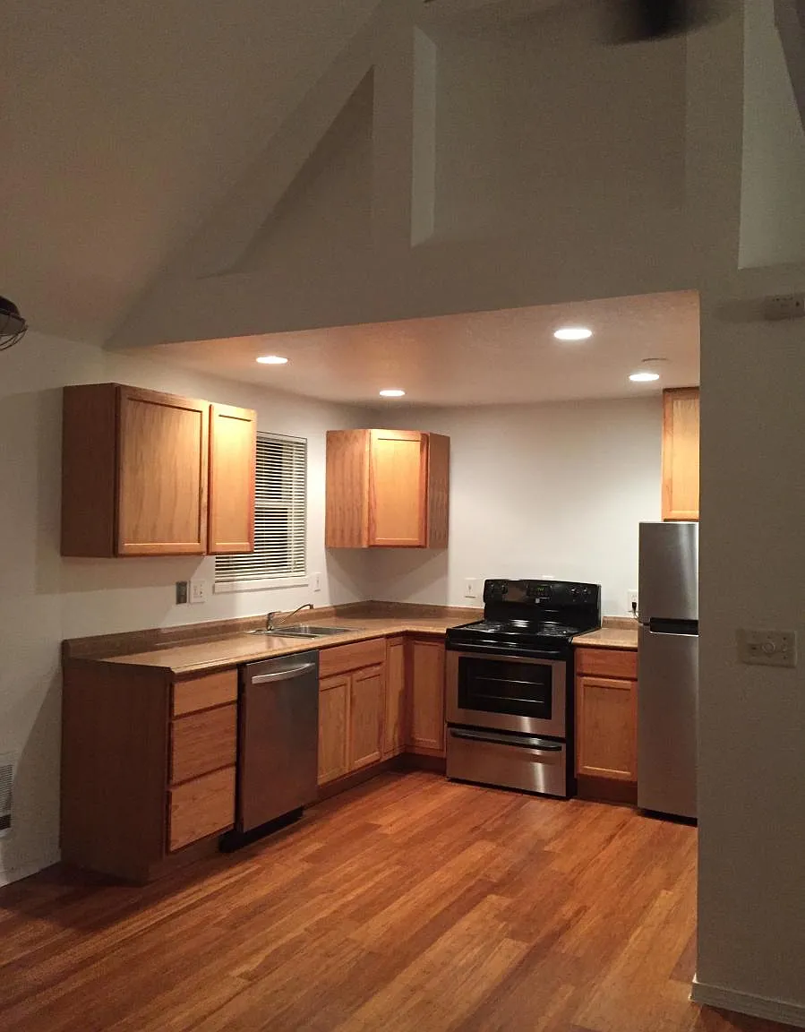1 bed, 815 sqft, $1,600 — Photo 3