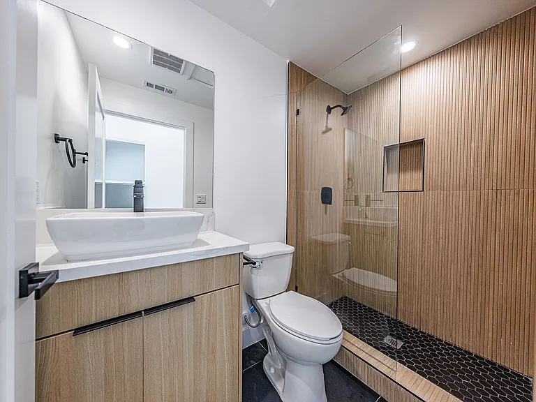 Gorgeous New Townhomes Next To la Cienega Park — Photo 42