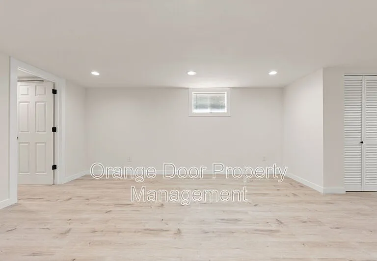7727 Jones Ave NW — Photo 26