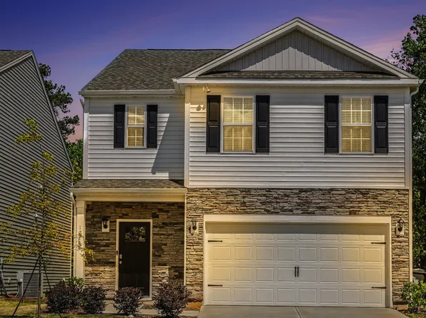 12249 Lady Bell Dr, Charlotte, NC 28278
