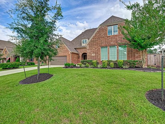 3rd image of 13905 Barrow Cliff Ln