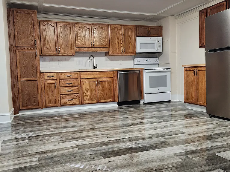 624 S Main St #3C — Photo 3