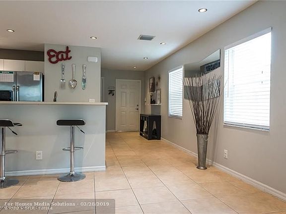 4th image of 8665 N Southgate Shores Cir #8665