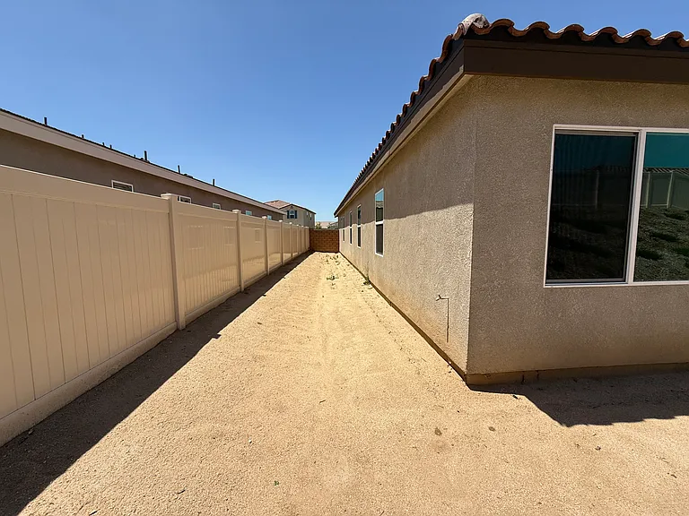 7556 Nectarsweet Dr — Photo 26
