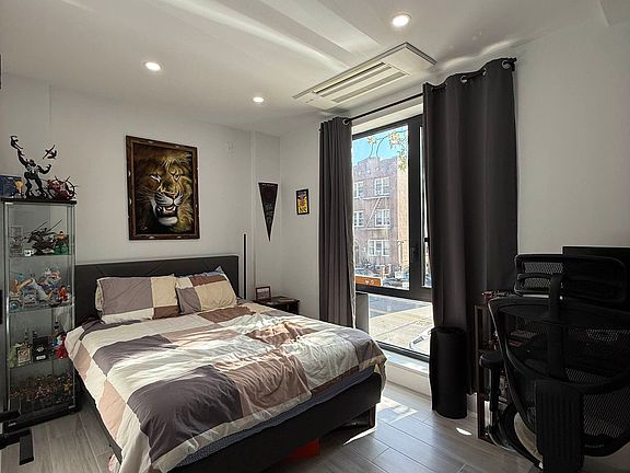 5th image of 47-58 43rd St #2B