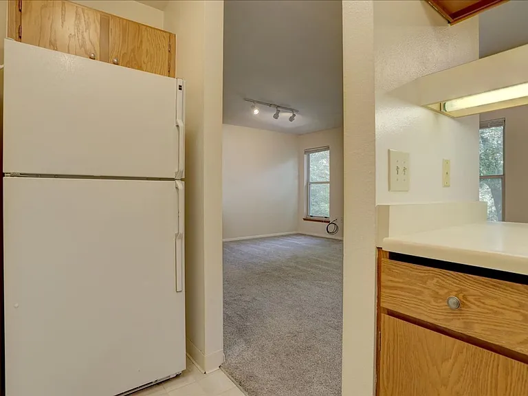 1201 Galapago St #110 — Photo 8
