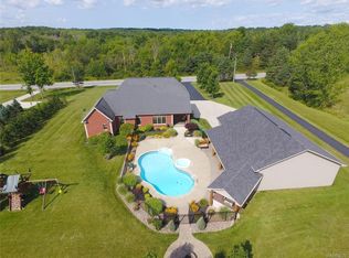 4479 Transit Rd, Orchard Park, NY 14127