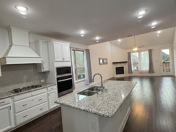 2nd image of 16658 Table Rock Dr