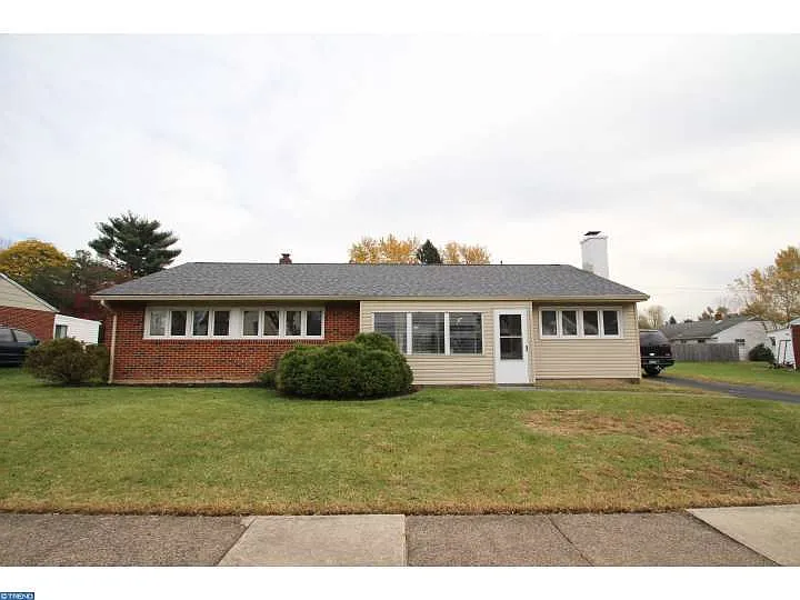 2823 Carter Rd photo 1