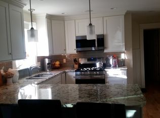 55 Hamilton Ave #1, Barrington, RI 02806