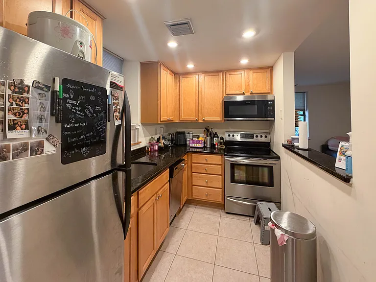 84 Gainsborough St #106 — Photo 2