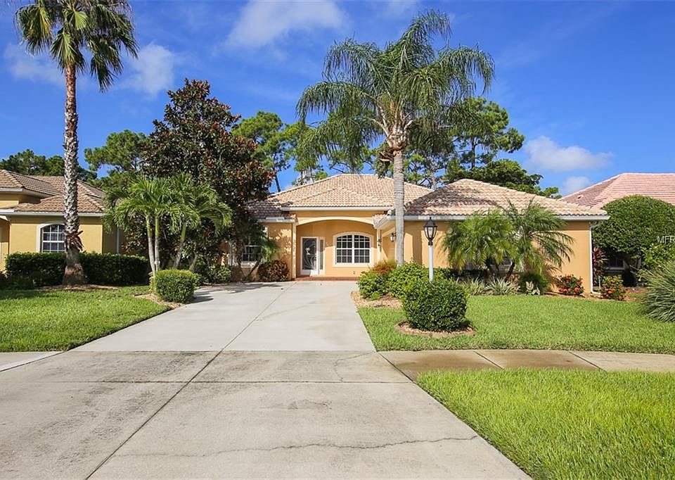 1st image of 3027 Royal Palm Dr