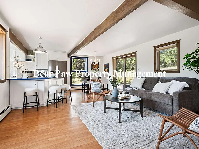 5939 S Skyline Dr — Photo 2