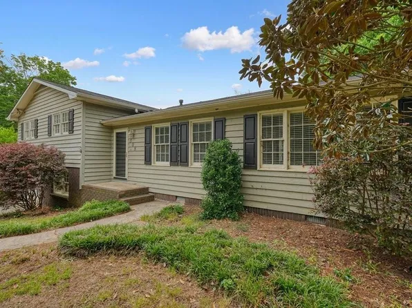 308 River Bluff Dr, Woodstock, GA 30188