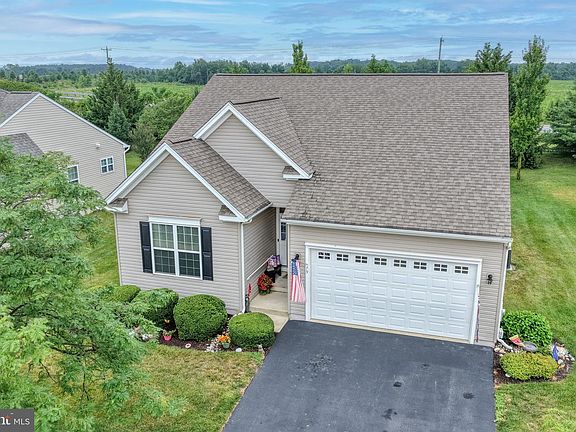 3rd image of 79 Lattice Ln